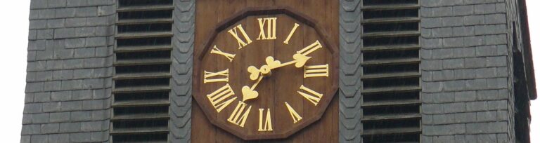 Nouvelle horloge à l&rsquo;église